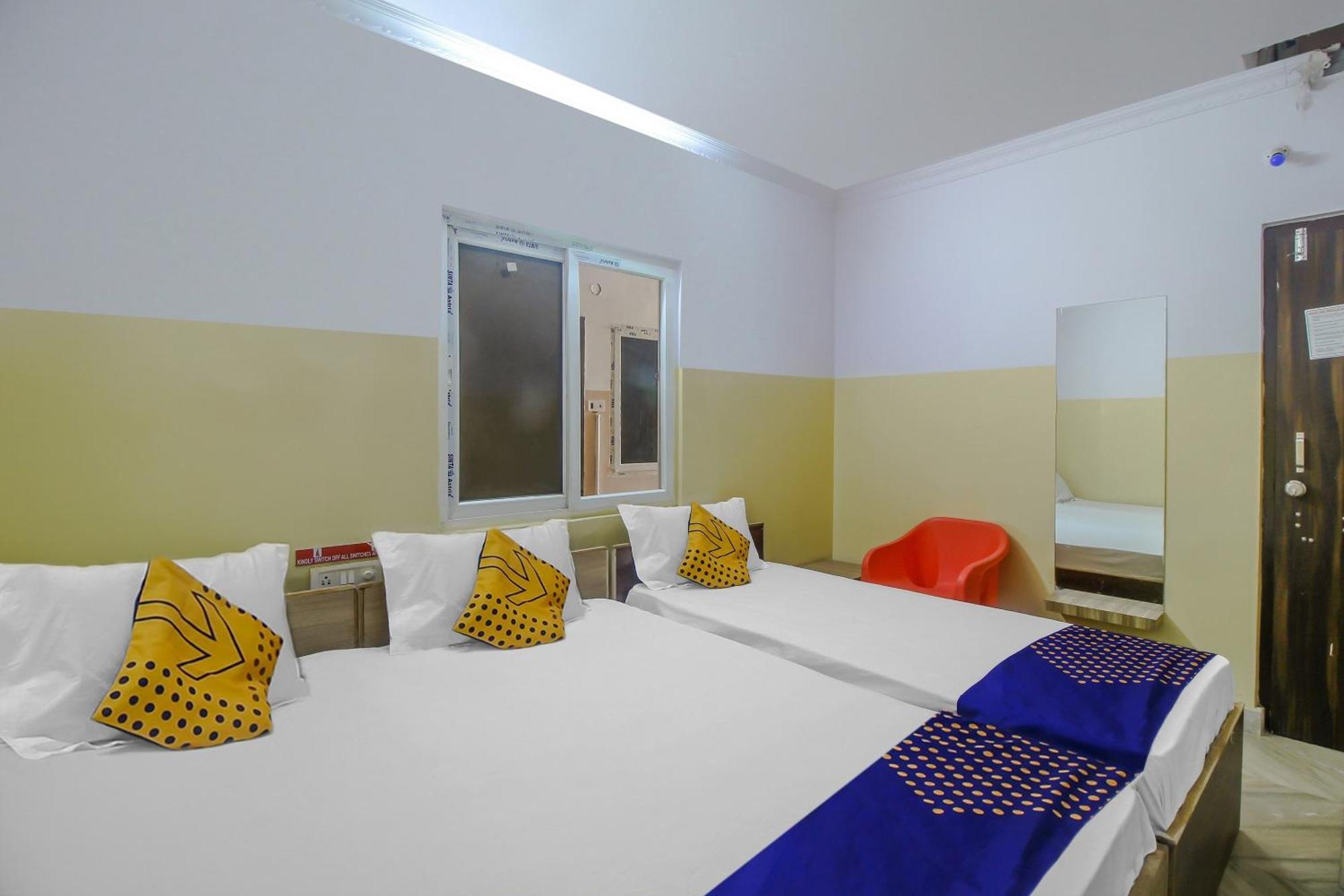 Spot On 81775 Mohit Gokul Lodge New Luxury Room'S Near Secunderabad Railway Station Lalaguda Luaran gambar