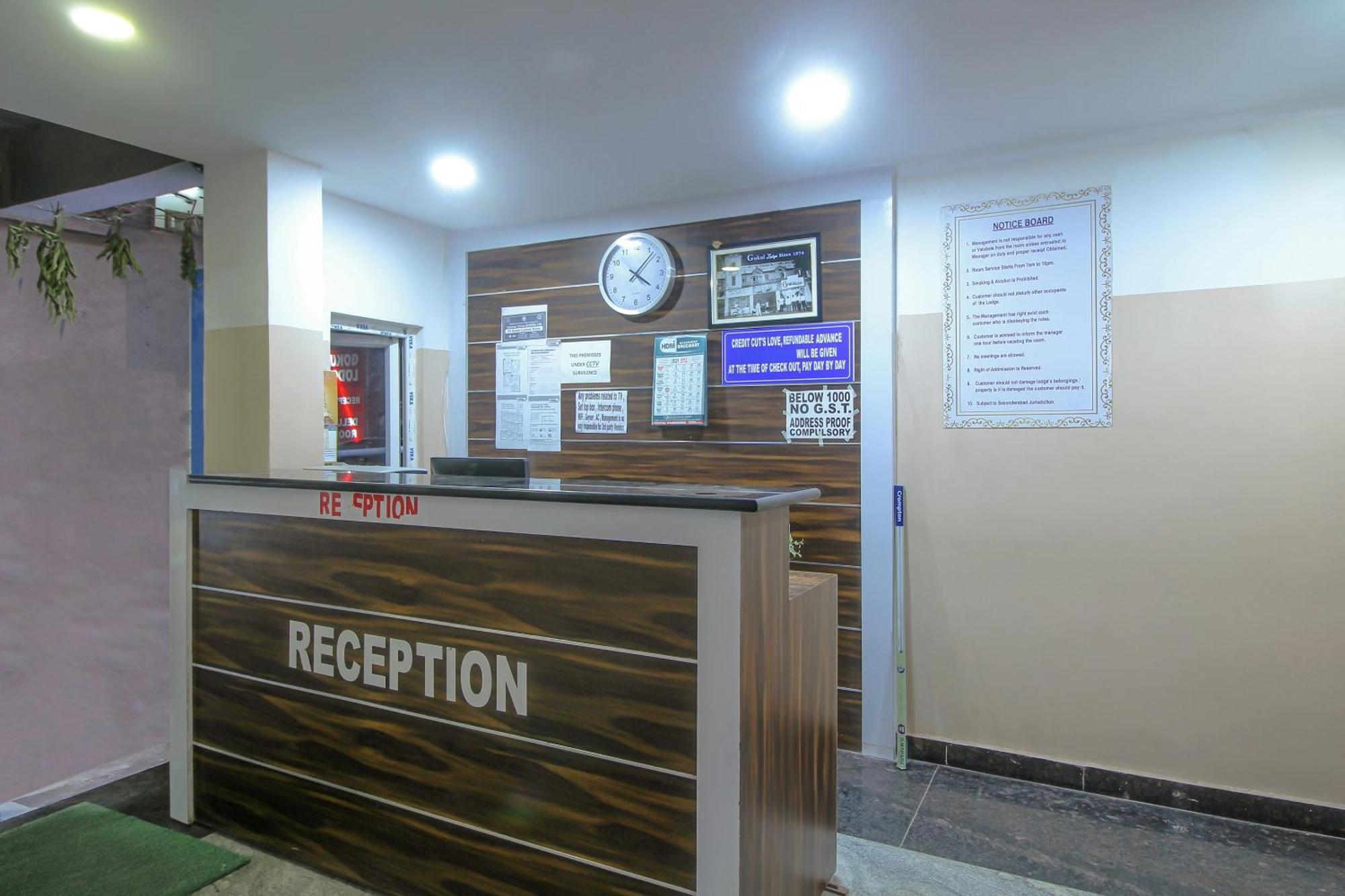 Spot On 81775 Mohit Gokul Lodge New Luxury Room'S Near Secunderabad Railway Station Lalaguda Luaran gambar